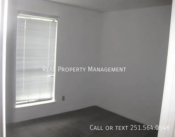 420 Lakeview Dr W — Photo 18