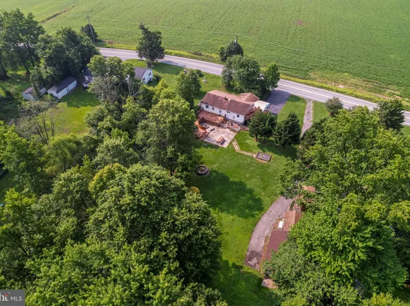 3053 Denny Rd, Newark, DE 19702