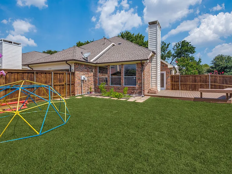 3737 Cottonwood Springs Dr — Photo 12