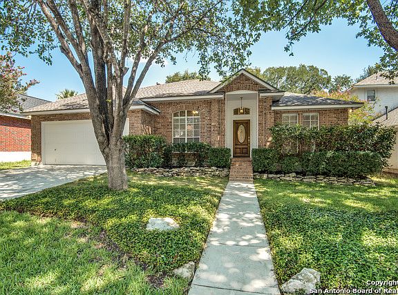 2nd image of 15114 Oak Briar