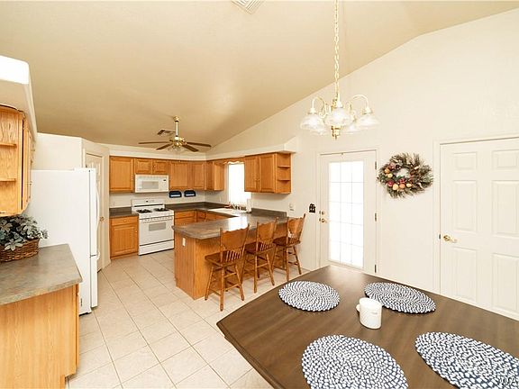4th image of 3780 E Snavely Bay