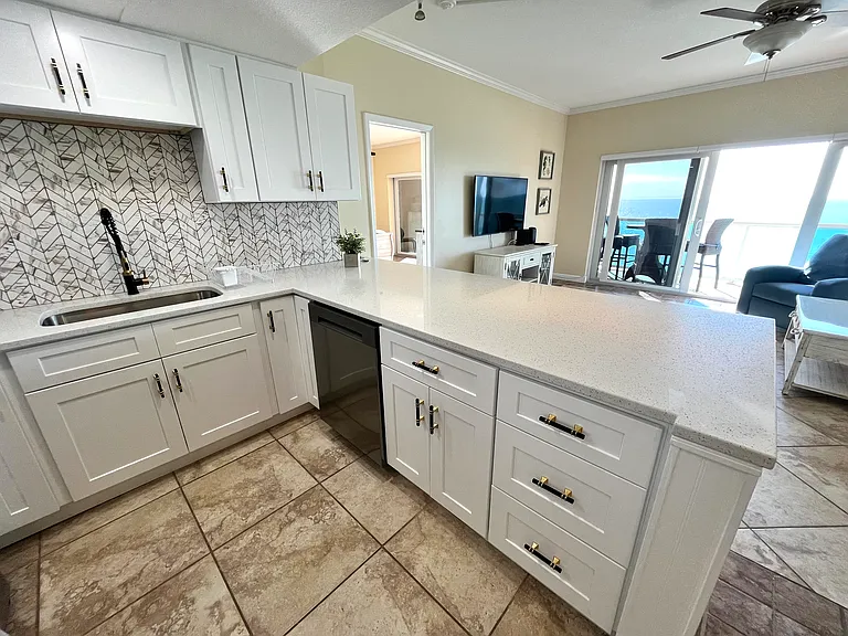 880 Mandalay Ave #C1013 — Photo 17
