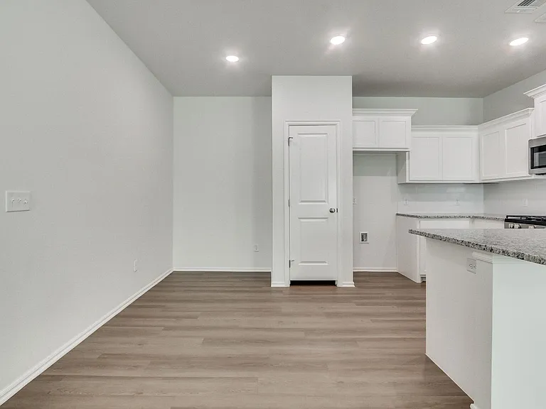 11505 Mackenzie Way — Photo 15