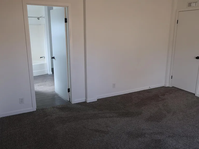 583 Morning View Cir — Photo 12