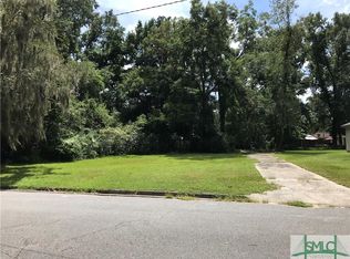 1203 Corinth Ave, Savannah, GA 31406