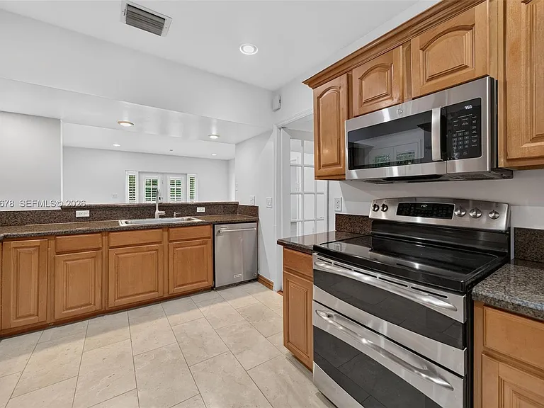1237 Aduana Ave — Photo 6
