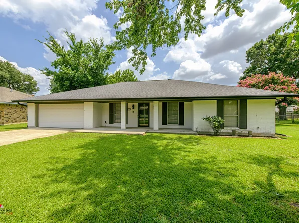 212 Lancashire Dr, Bossier City, LA 71111