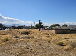 Corner Ave #Q14, Palmdale, CA 93550