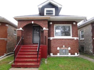 9137 S Blackstone Ave, Chicago, IL
