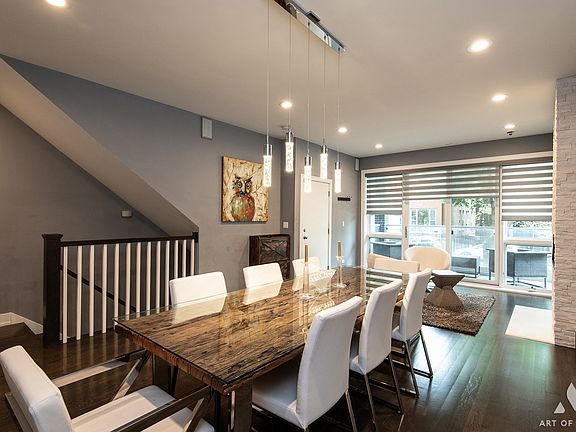 3rd image of 1465 W Erie St #1