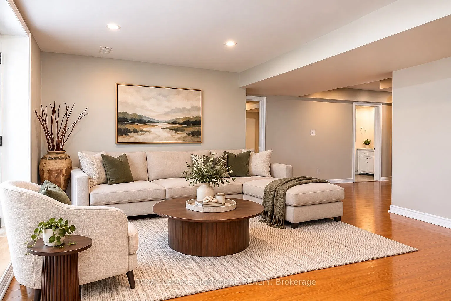 3 bed, $2,500 — Photo 2