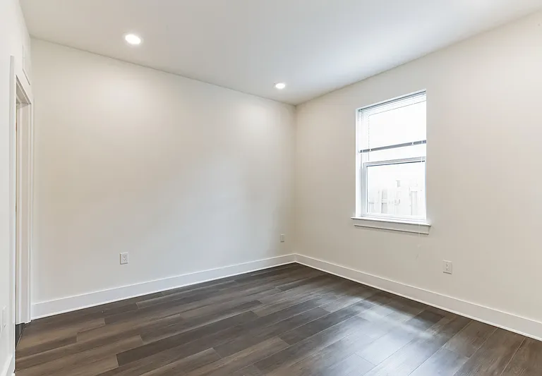 7620 Ridge Ave #2 — Photo 13