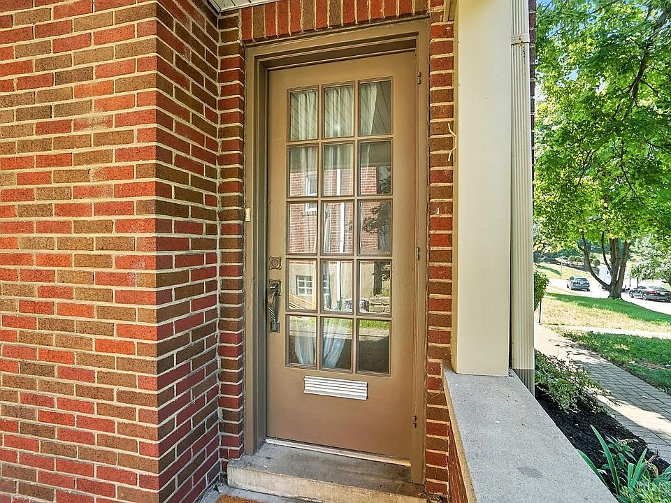 Unit Entrance