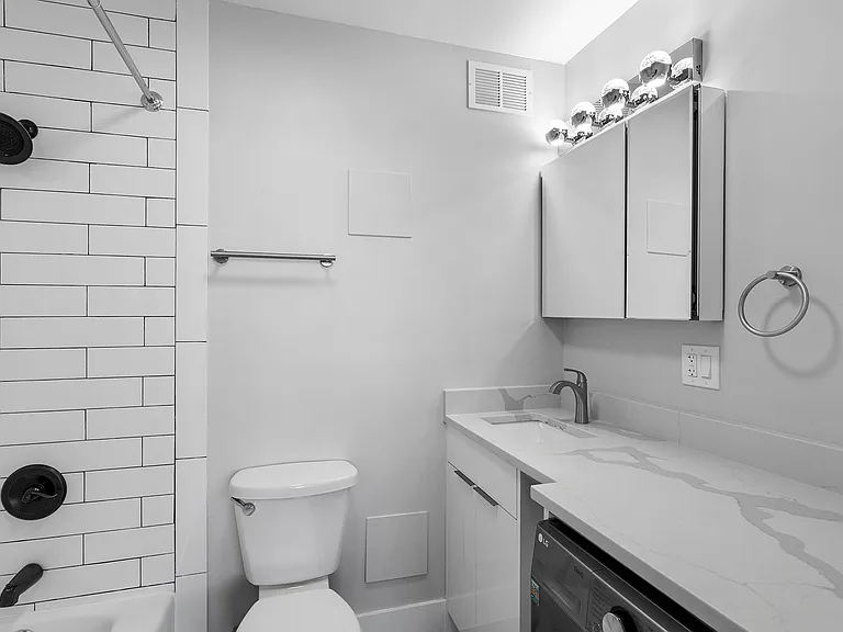 The Duplex Tower — Photo 120