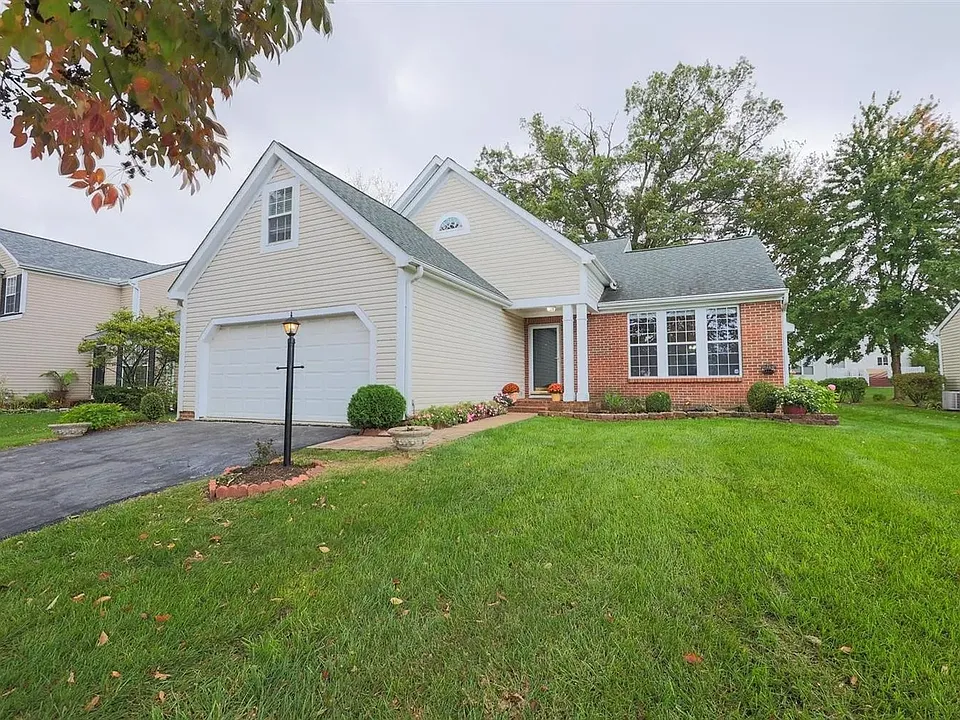 5839 Deerfield Village Dr