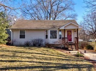 1913 Williams St, Des Moines, IA 50317