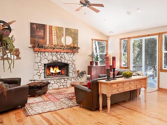 2nd image of 28748 Potomac Dr