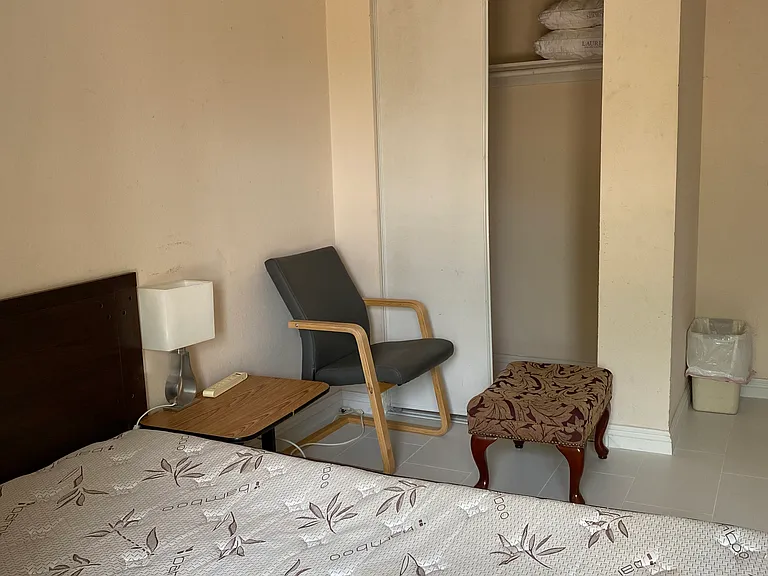 Blandford Dr — Photo 16