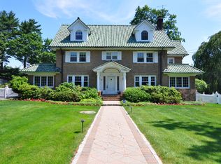 229 Paine Ave, New Rochelle, NY 10804