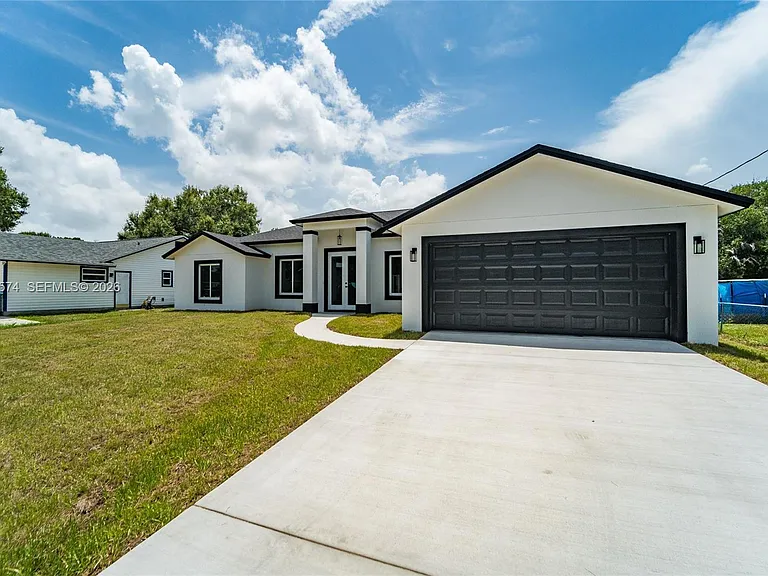 5203 Birch Dr — Photo 4