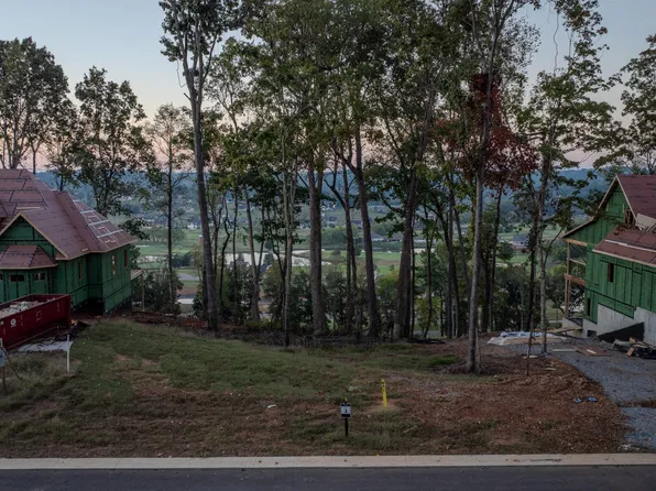 114 Canopy Trail Ln, Loudon, TN 37774