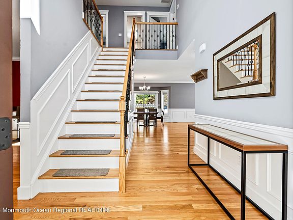 4th image of 3 Cedarwood Drive