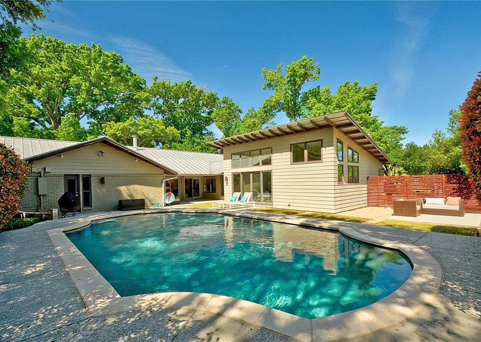 1st image of 2508 Spring Creek Dr