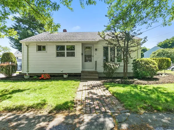 4 Blair Ter, Peabody, MA 01960