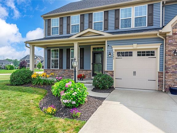 2nd image of 3083 Fairview Dr