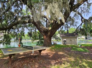850 Mallery St #16P, Saint Simons Island, GA 31522