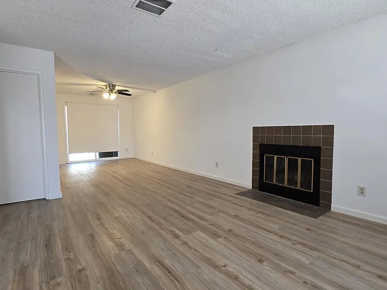 29011 Colony Ct — Photo 11