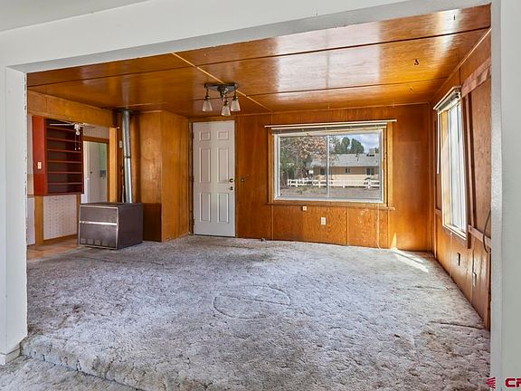 3rd image of 1011 S 5th Street