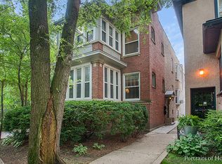 2033 W Greenleaf Ave, Chicago, IL 60645