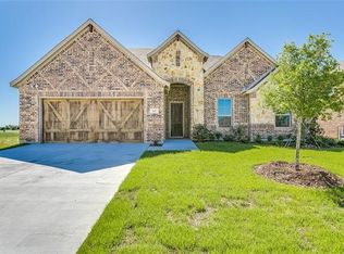 417 Salt Cedar Dr, Midlothian, TX 76065