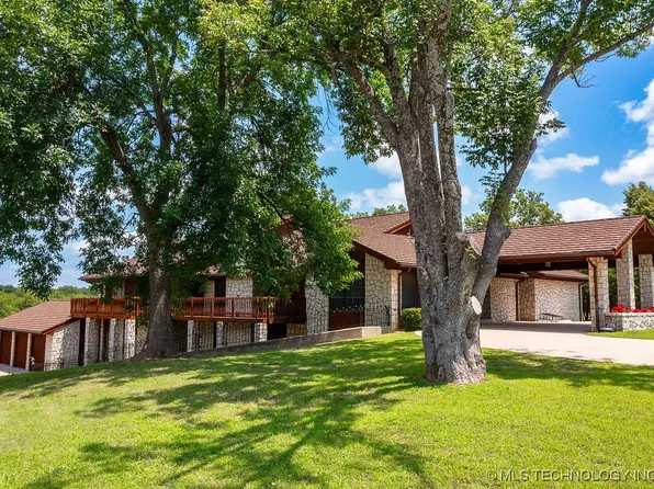 100 E Kings Rd, Ada, OK 74820