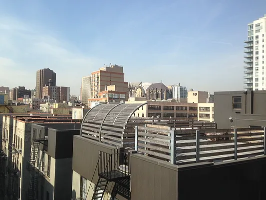 Rented by Mann Maurice A | media 51