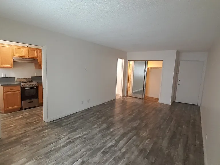 5929 Laurel Canyon Blvd #14 — Photo 1