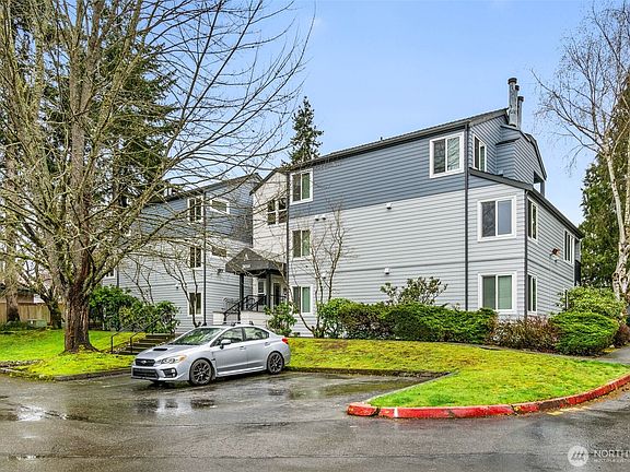 3rd image of 20318 Bothell Everett Highway #A204