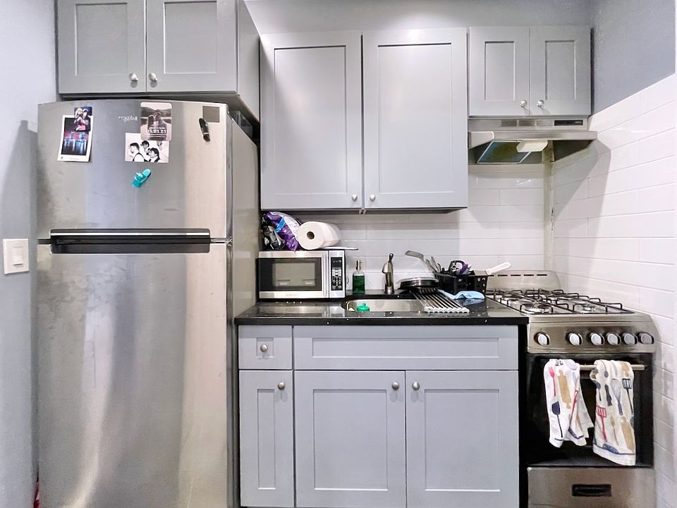 1st image of 173 Belmont Ave Floor 1