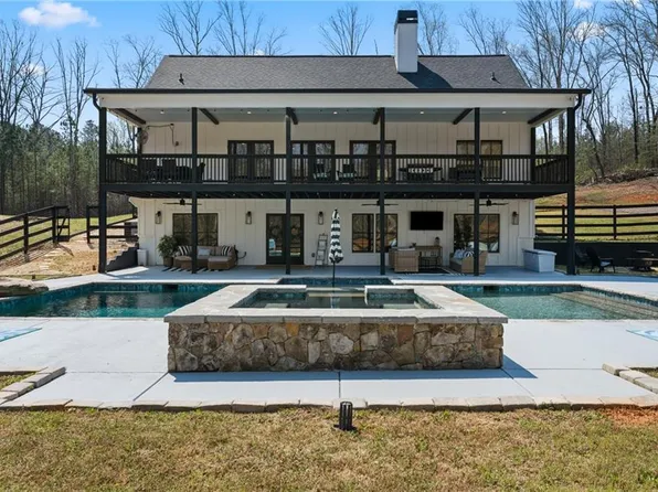 211 Cowart Rd, Dawsonville, GA 30534