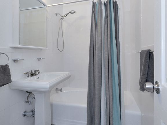 2nd image of 75 West 238th Street #5C