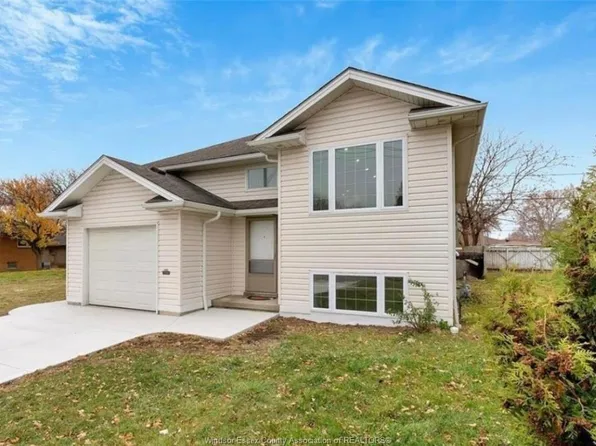 1443 Campbell Ave, Windsor, ON N9B 2K1