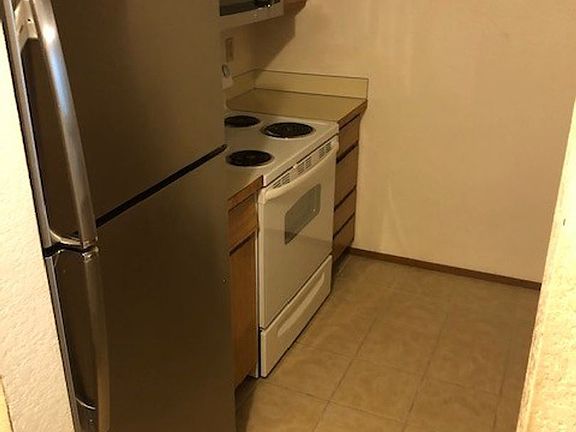 4th image of 12527 Roosevelt Way NE APT 403