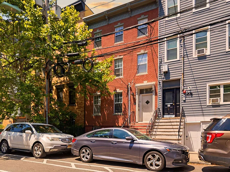 56 Madison St #3 — Photo 10