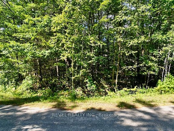 2nd image of LOT 14 Pineshore Cres