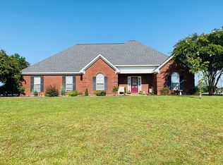 412 Steele Rd, Starkville, MS 39759