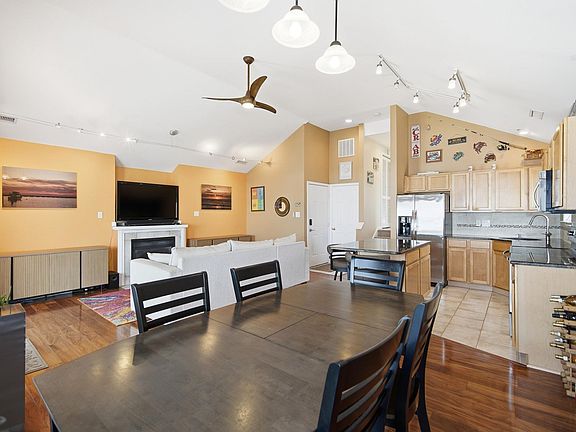 4th image of 143 Asbury Ave #2