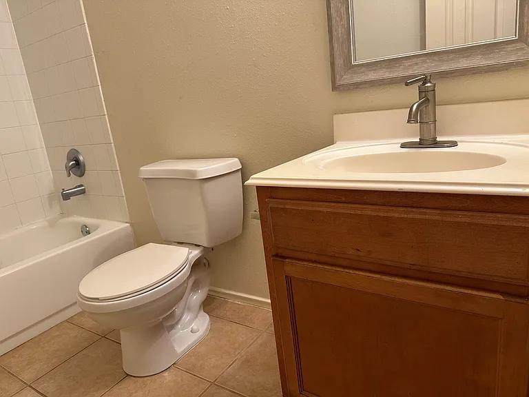 10450 Falling Rapids Ct — Photo 22