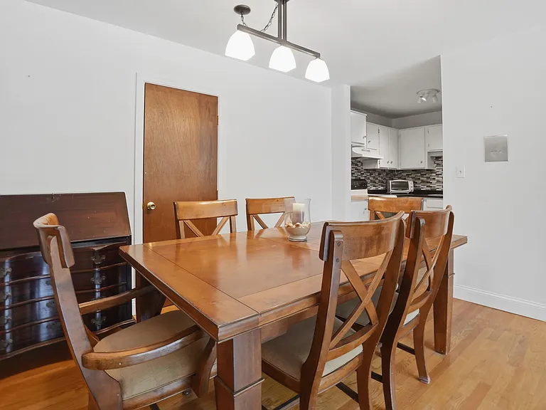 147 Milk St #18 — Photo 8