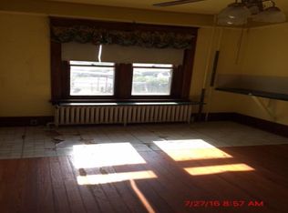 847 3rd St, Whitehall, PA 18052